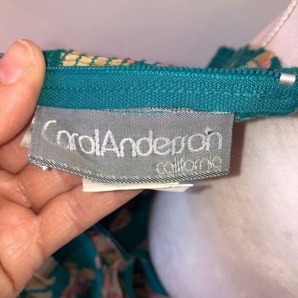 Carol Anderson California Dress Size 10 Turquoise Floral Cotton Attached Belt - Picture 4 of 13